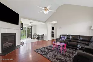 200 Labrador Ct, La Grange, NC 28551 - Photo 2