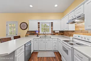 830 Batton Rd, Southport, NC 28461 - Photo 10