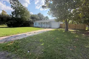 130 Freshwater Dr, Hubert, NC 28539 - Photo 2