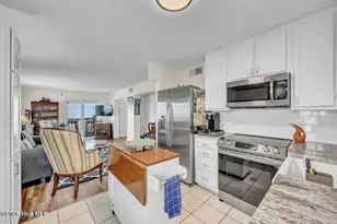 115 Carolina Beach Ave S, Carolina Beach, NC 28428 - Photo 10