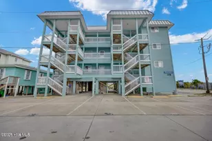115 Carolina Beach Ave S, Carolina Beach, NC 28428 - Photo 1