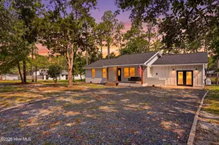 1361 Forest Lake Rd, Southport, NC 28461 - Photo 2