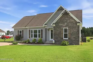 2746 Madison Hardee Rd, Ayden, NC 28513 - Photo 2