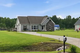 2746 Madison Hardee Rd, Ayden, NC 28513 - Photo 4