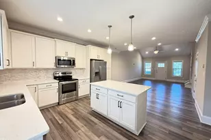 121 Lark Drive, West End, NC 27376 - Photo 8