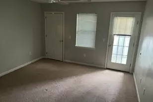 1103 Courtyard W, Newport, NC 28570 - Photo 10
