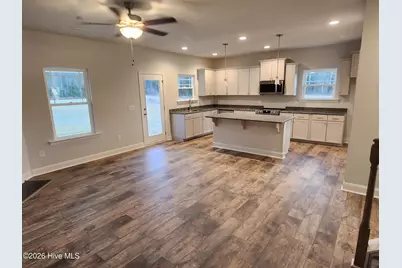 816 Hidden Bridge Drive, Jacksonville, NC 28546 - Photo 8