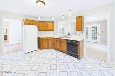 159 Kensington Way, Aberdeen, NC 28315 - Photo 14