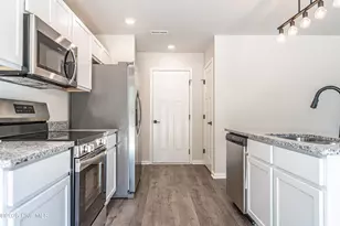 780 W Illinois Ave, Southern Pines, NC 28387 - Photo 6
