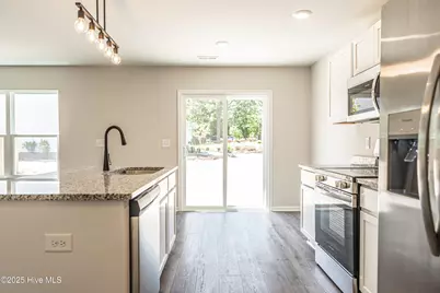 780 W Illinois Avenue, Southern Pines, NC 28387 - Photo 10