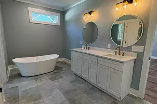 706 W Bridgers St Ext, Burgaw, NC 28425 - Photo 12