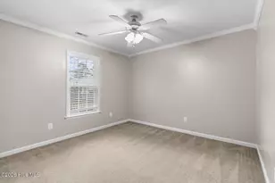 231 English Walnut Dr, Richlands, NC 28574 - Photo 12