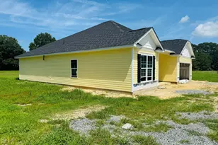 502 S Carey St, La Grange, NC 28551 - Photo 2