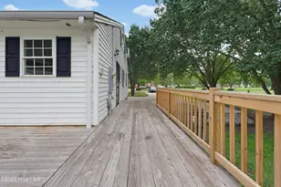 113 Stuart Ave, Lake Waccamaw, NC 28450 - Photo 74