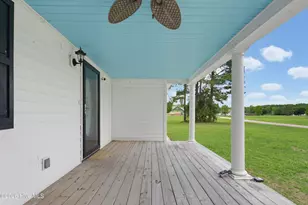113 Stuart Ave, Lake Waccamaw, NC 28450 - Photo 8