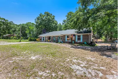 307 Yaupon Drive, Southport, NC 28461 - Photo 4