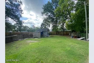 411 E Baker Street, Tarboro, NC 27886 - Photo 10
