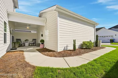 7228 Maple Leaf Drive, Wilmington, NC 28411 - Photo 8