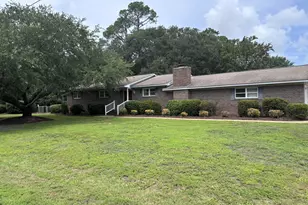 4637 Dean Dr, Wilmington, NC 28405 - Photo 2