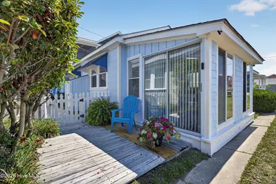 617 S 3rd Avenue, Kure Beach, NC 28449 - Photo 8