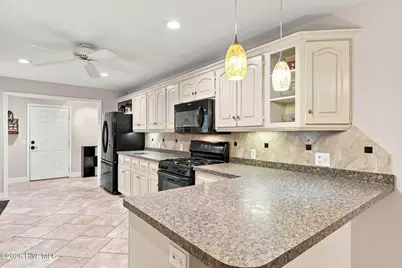 102 Juniper Court, West End, NC 27376 - Photo 2