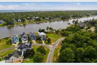 2795 Pinecrest Drive SE, Southport, NC 28461 - Photo 2