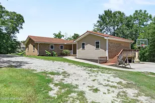 667 Hughes Rd, Hampstead, NC 28443 - Photo 2