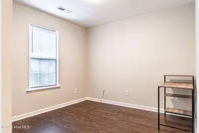 1215 W New Hampshire Avenue, Southern Pines, NC 28387 - Photo 12