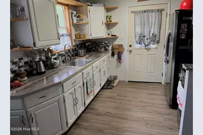206 Community Road, Eagle Springs, NC 27242 - Photo 2