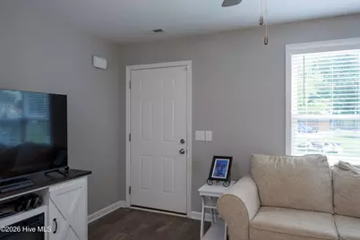 207 Dixie Circle, Clinton, NC 28328 - Photo 6