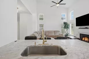 608 Marsh Grass Dr, Raleigh, NC 27610 - Photo 8