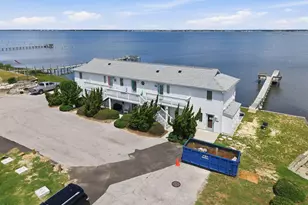 2306 Emerald Dr, Emerald Isle, NC 28594 - Photo 4