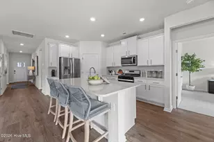 7001 Bayberry Park Dr, New Bern, NC 28562 - Photo 2