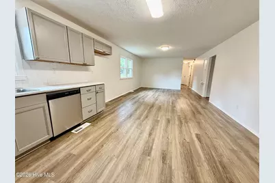 103 Betty Brooks Boulevard, Hamlet, NC 28345 - Photo 6
