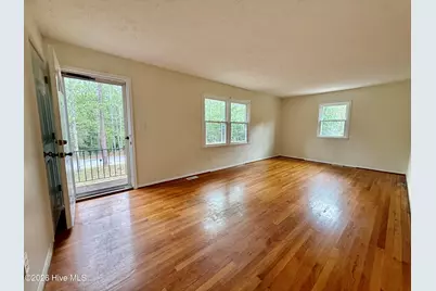 103 Betty Brooks Boulevard, Hamlet, NC 28345 - Photo 2