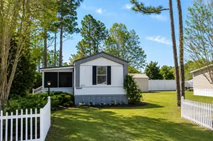 4613 Oakcrest Dr SE, Southport, NC 28461 - Photo 1