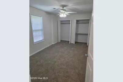 109 Cheyenne Court, Lake Waccamaw, NC 28450 - Photo 4