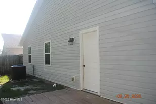 3022 Foxhorn Rd, Jacksonville, NC 28546 - Photo 8