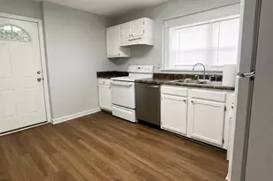 1303 King St, Wilmington, NC 28401 - Photo 4