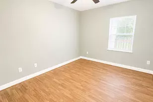 1103 Colonial Ave, Greenville, NC 27834 - Photo 12
