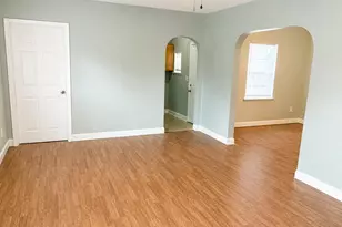 1103 Colonial Ave, Greenville, NC 27834 - Photo 2