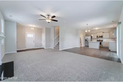 310 Samuel Run Drive, Jacksonville, NC 28546 - Photo 4