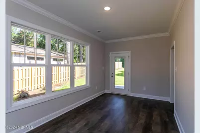 519 N Sycamore Street, Aberdeen, NC 28315 - Photo 10
