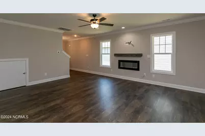 519 N Sycamore Street, Aberdeen, NC 28315 - Photo 8