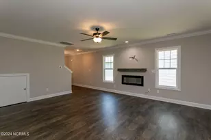 519 N Sycamore St, Aberdeen, NC 28315 - Photo 8