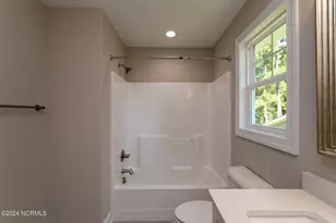 519 N Sycamore St, Aberdeen, NC 28315 - Photo 22