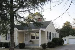 512 National Ct Dr, New Bern, NC 28560 - Photo 2