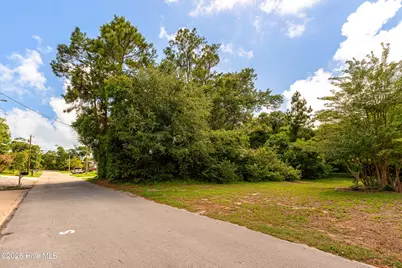 311 Lamroc Drive, Emerald Isle, NC 28594 - Photo 6