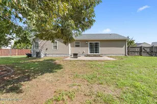 207 Concord Ln, Richlands, NC 28574 - Photo 26