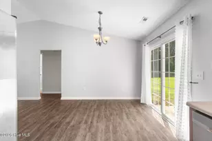 207 Concord Ln, Richlands, NC 28574 - Photo 12